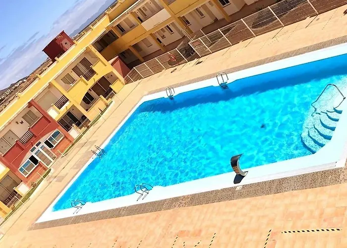 Sunset House Et Piscine アパート *